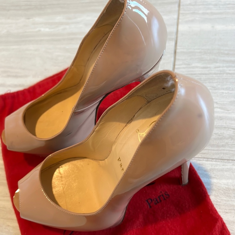 Nude Patent Highness 160 Platform Pumps
